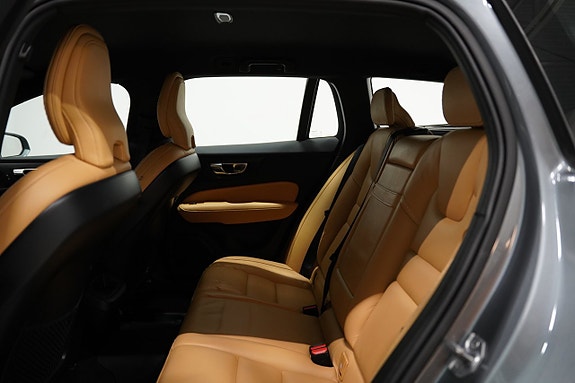 Volvo V60 Cross Country 18 of 21