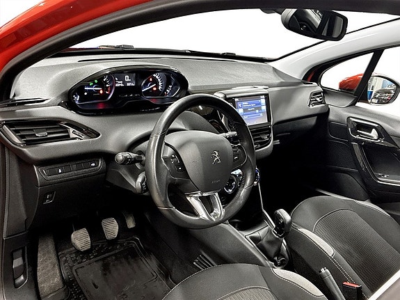 Peugeot 208 4 of 5