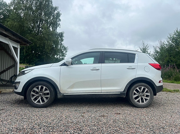 Kia Sportage 2 of 13
