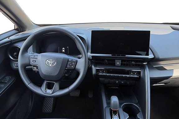 Toyota C-HR 7 of 11