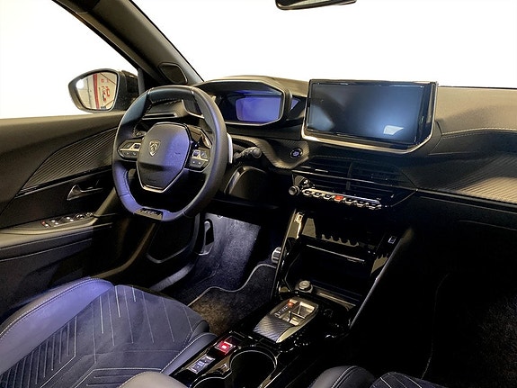 Peugeot 2008 11 of 15