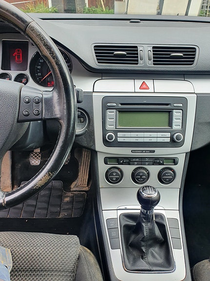 Volkswagen Passat 5 of 7