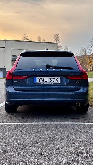Volvo V90 3 of 30
