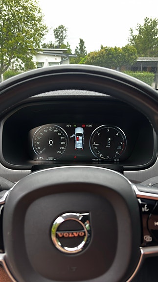 Volvo V90 11 of 30