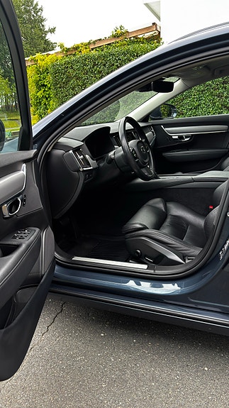 Volvo V90 13 of 30