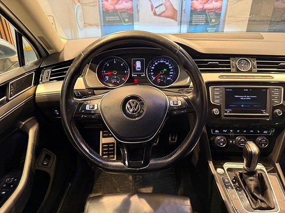 Volkswagen Passat Alltrack 11 of 27