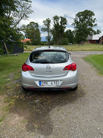 Opel Astra 5 of 5