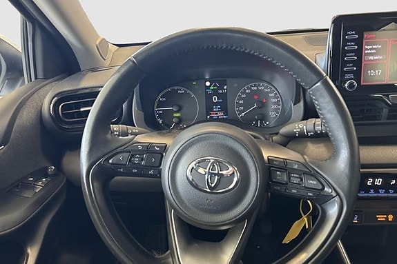 Toyota Yaris 11 of 12