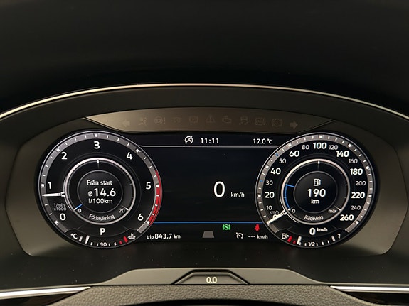 Volkswagen Passat Alltrack 18 of 30