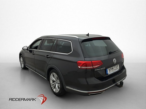 Volkswagen Passat Alltrack 6 of 30