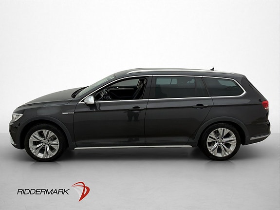 Volkswagen Passat Alltrack 5 of 30