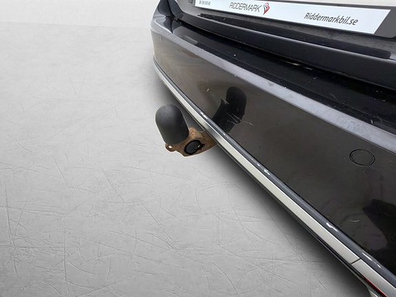 Volkswagen Passat Alltrack 10 of 30