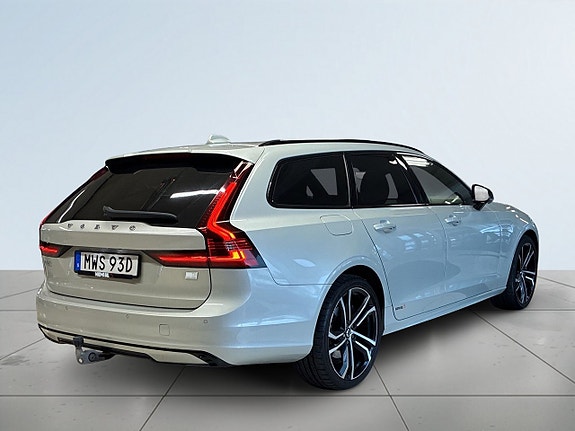 Volvo V90 6 of 19