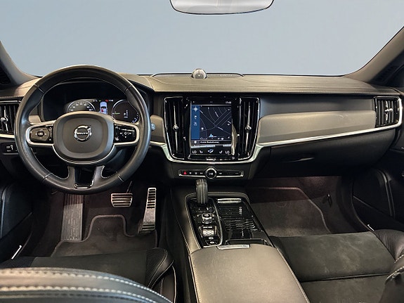 Volvo V90 8 of 19