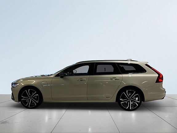 Volvo V90 4 of 19