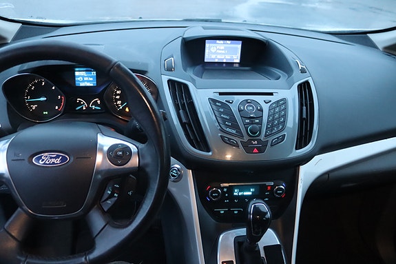Ford C-Max 12 of 18