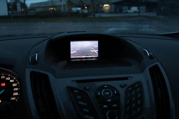 Ford C-Max 13 of 18