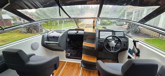 Yamarin 65DC F200 6 of 7