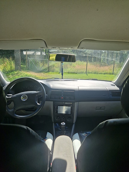Volkswagen Golf IV 8 of 9