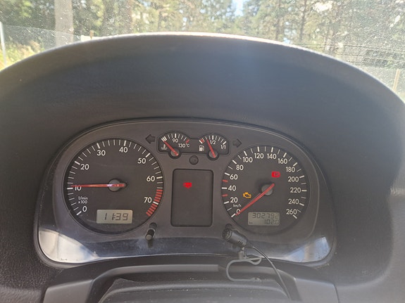 Volkswagen Golf IV 9 of 9