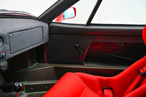 Ferrari F 40 21 of 26