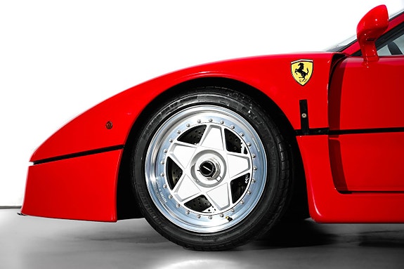Ferrari F 40 11 of 26