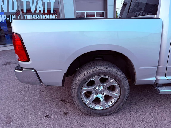 Dodge RAM 1500 6 of 24