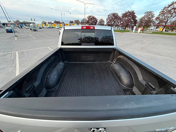 Dodge RAM 1500 19 of 24
