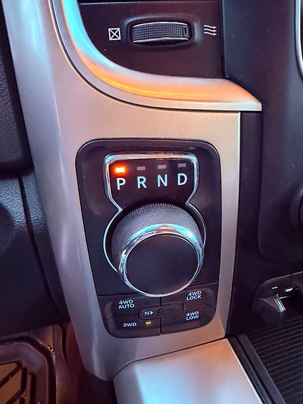 Dodge RAM 1500 18 of 24
