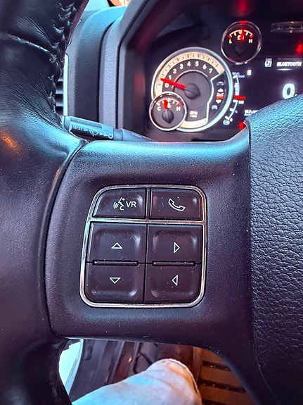 Dodge RAM 1500 16 of 24