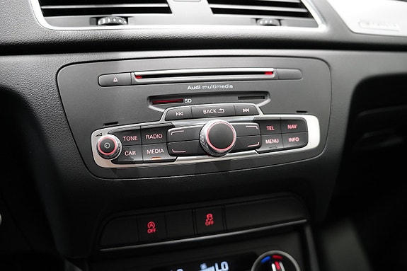 Audi Q3 14 of 21
