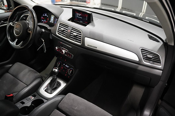 Audi Q3 8 of 21
