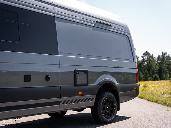 Mercedes-Benz Sprinter 419 8 of 30