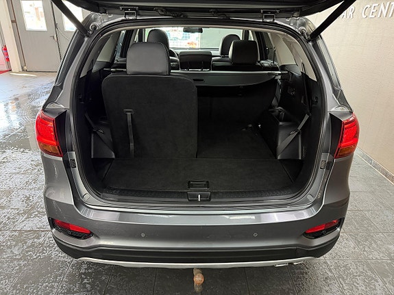 Kia Sorento 23 of 29