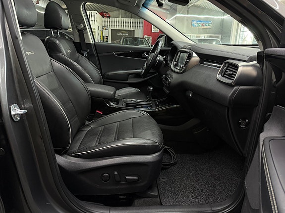 Kia Sorento 27 of 29
