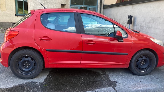 Peugeot 207 3 of 4