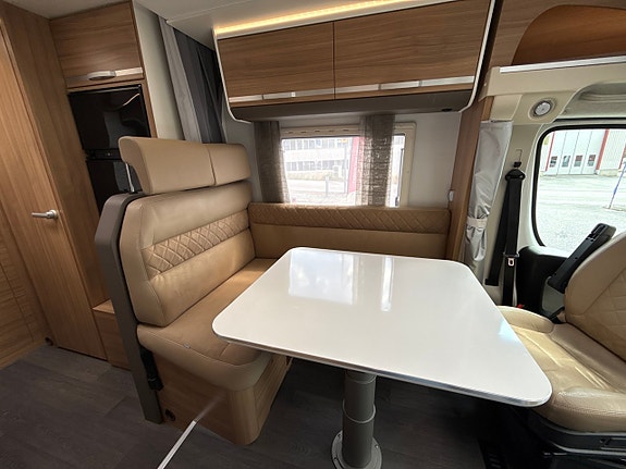 Adria Matrix 590 ST 7 of 10