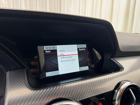 Mercedes-Benz GLK220 19 of 30
