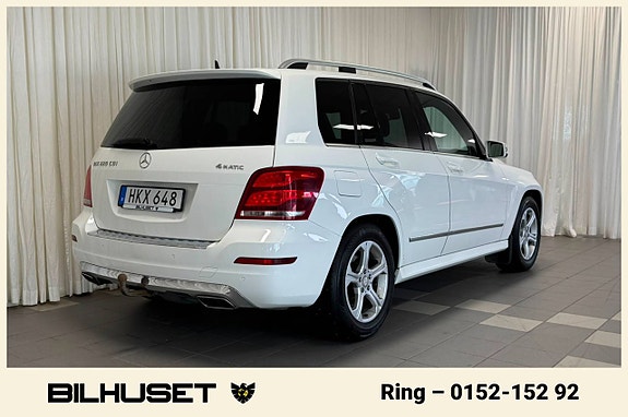 Mercedes-Benz GLK220 3 of 5