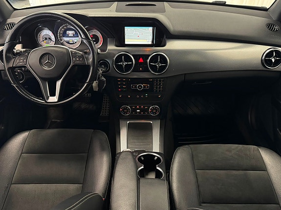 Mercedes-Benz GLK220 24 of 30