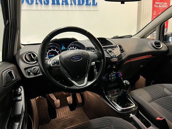 Ford Fiesta 13 of 27