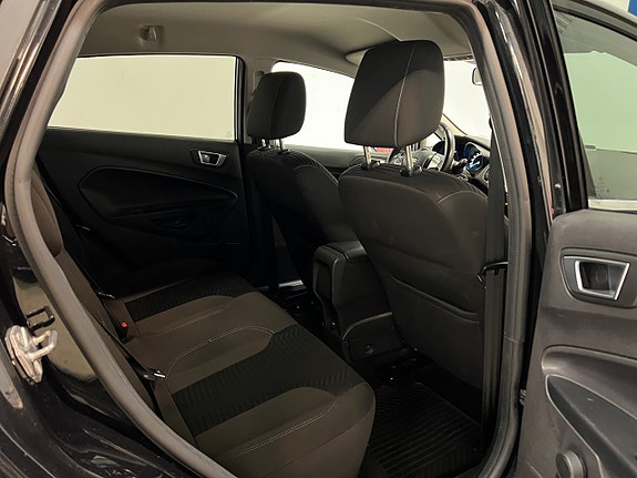 Ford Fiesta 15 of 27