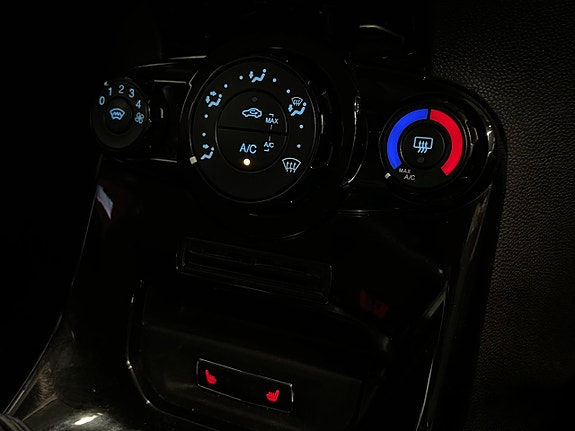 Ford Fiesta 24 of 27