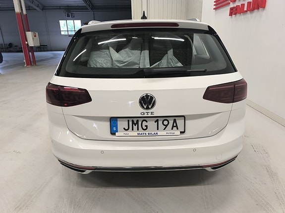 Volkswagen Passat 5 of 5