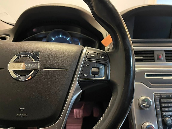 Volvo V70 9 of 18