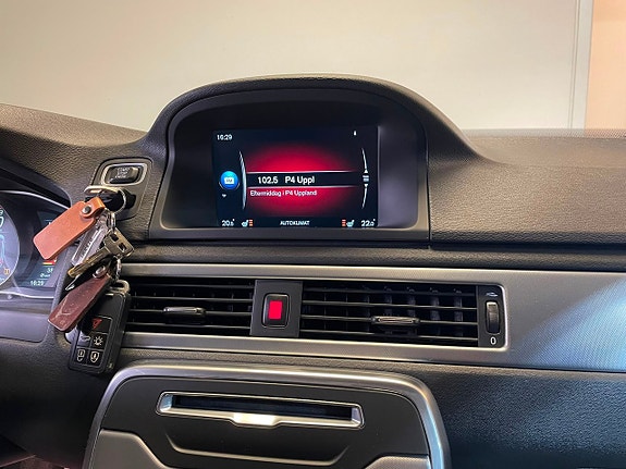 Volvo V70 12 of 18