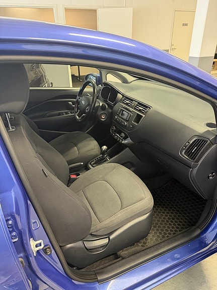 Kia Rio 12 of 21
