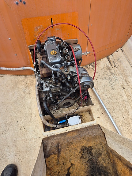 Uttern 560 diesel 5 of 12