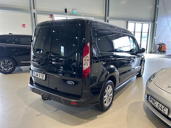 Ford Transit Connect 3 of 5