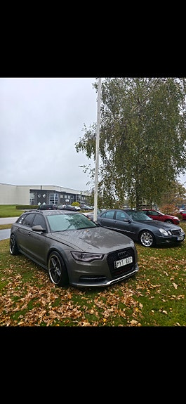 Audi A6 allroad 2 of 5